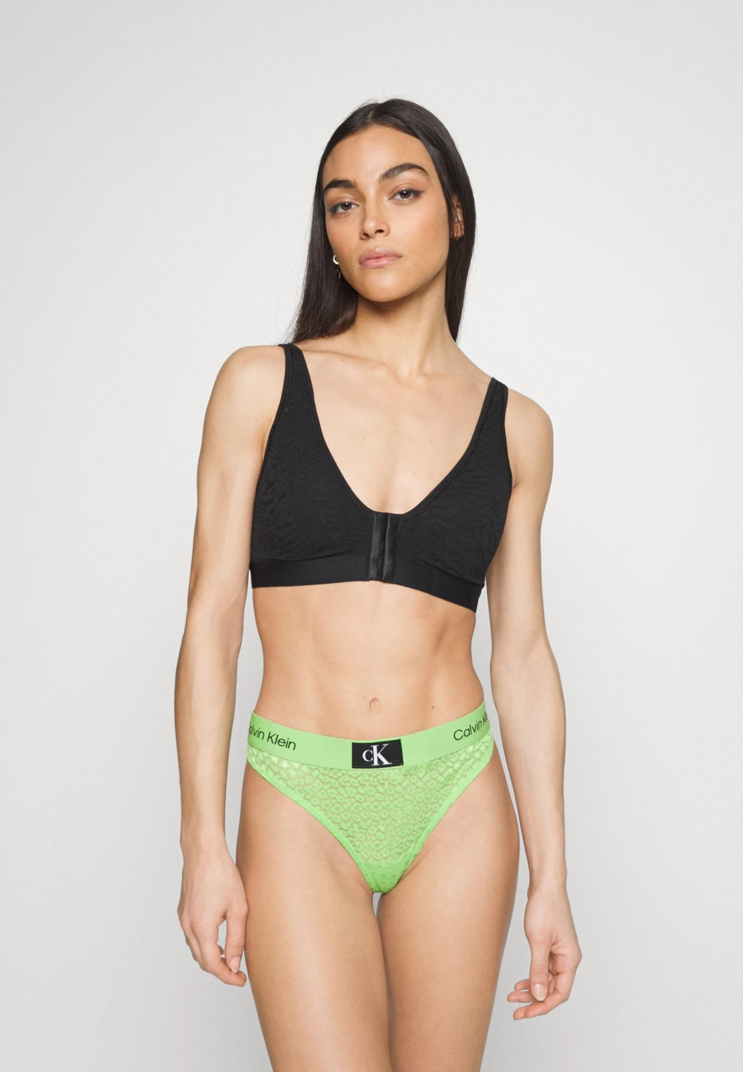 CALVIN KLEIN UNDERWEAR Modern Thong - String - Fabulous Green 4 CALVIN KLEIN UNDERWEAR Modern Thong - String - Fabulous Green - Image 2