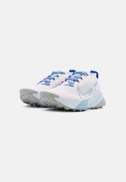 Nike Performance Zoomx Zegama - Chaussures De Running - Pearl Pink/Blue Whisper/Coconut Milk/Baltic Blue/Football Grey -Mode Soldes 15729fa169ac4edd80b456c8727e1f87