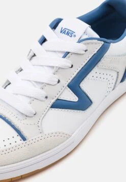 Vans Lowland Unisex - Baskets Basses - Court Navy/White -Mode Soldes 1fc0a6d52cd84a9e87cc049378f31a4a