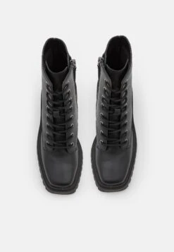 Steve Madden Bottines - Black 13 Steve Madden Bottines - Black -Mode Soldes 214224c1e4aa4493abaafa241794f85d