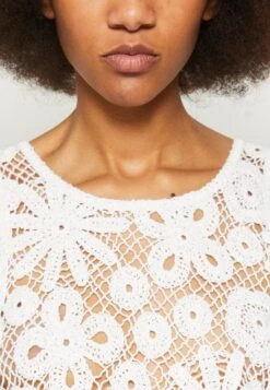 Vila Vimana Crop - Débardeur - Snow White -Mode Soldes 2f9ec32e676542fbb63cd9dafa86883f