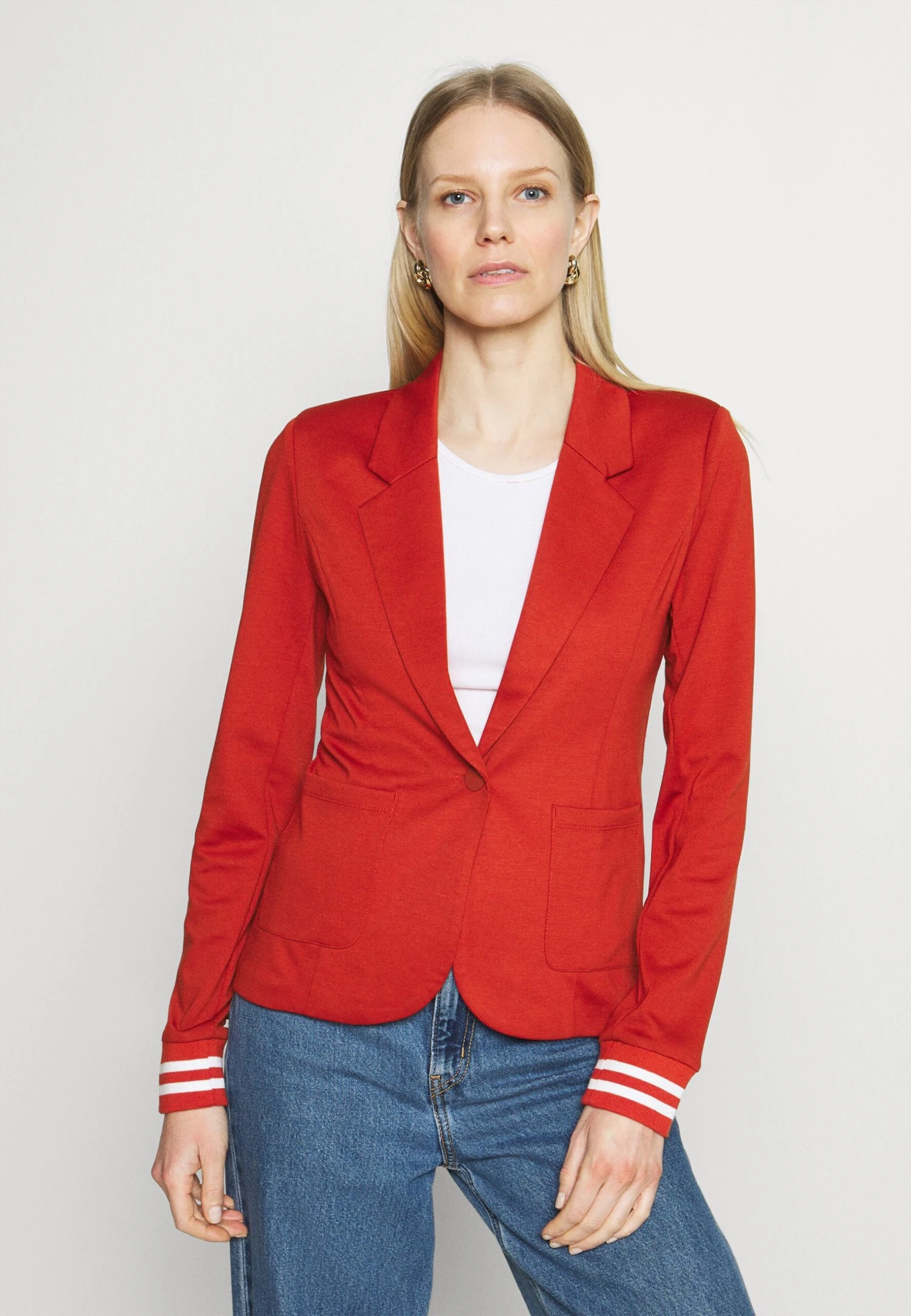 Kaffe Leva Kinnie - Blazer - Ketchup 3 Kaffe Leva Kinnie - Blazer - Ketchup
