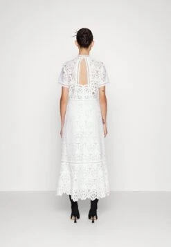 IVY OAK Marianna - Robe De Soirée - Snow White -Mode Soldes 4a3c266e9b3143ffbeb4900e12bc7223