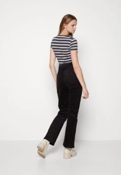 Monki Pantalon Classique - Black Dark -Mode Soldes 4a758d501c2a4b8aa17007a45ed173c6