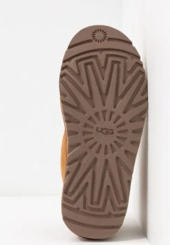 Ugg Neumel - Boots À Talons - Chestnut -Mode Soldes 70969a2ac1944a81a2eeb360eb7eeb28