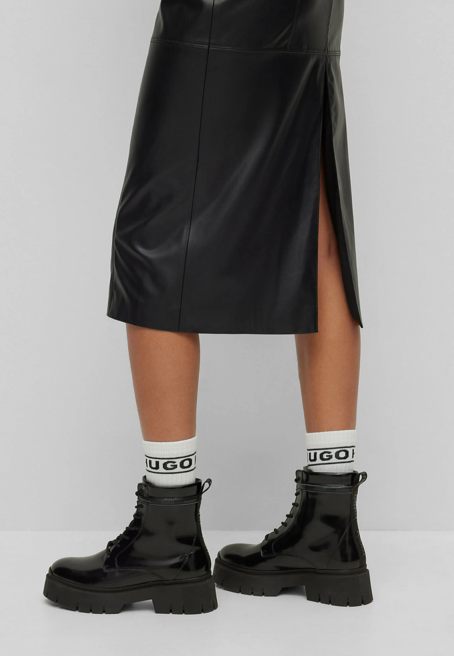 Hugo Kabarelle-1 - Robe De Jour - Black One 7 Hugo Kabarelle-1 - Robe De Jour - Black One - Image 5