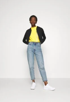 Mode Soldes -Mode Soldes a2c0082940b44e6bafb844df26dbf106