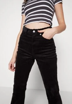 Monki Pantalon Classique - Black Dark -Mode Soldes a5dcf0206e084b31af3d7cdd504fb0d8