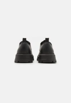 YOURTURN Unisex - Derbies - Black -Mode Soldes aaae83047a954d1aab81392769433db6