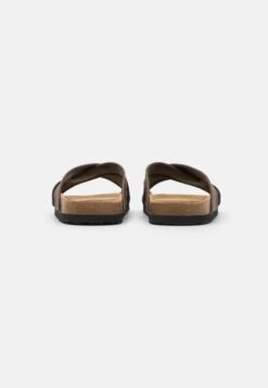 Pier One Unisex - Chaussons - Brown -Mode Soldes b64bd94841374f58a4a8e2cf13040258