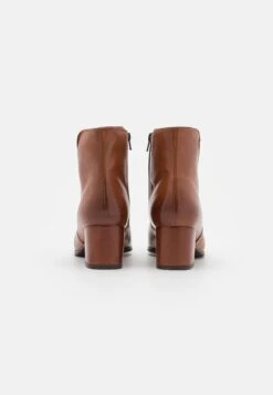 Anna Field Leather - Bottines - Cognac 9 Anna Field Leather - Bottines - Cognac -Mode Soldes d6b6647e82b44cbcb91f8cb29be10dcc