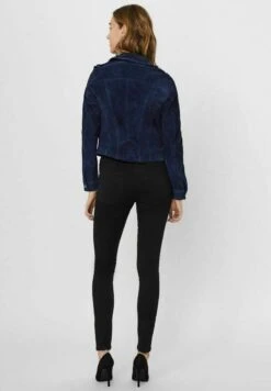 Vero Moda Veste En Cuir - Navy Blazer 8 Vero Moda Veste En Cuir - Navy Blazer -Mode Soldes e1f82d7756564e178ca0adf965da3f5d