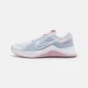 Nike Performance Mc Trainer 2 - Chaussures Fitness - Football Grey/White/Blue Whisper/Medium Soft Pink/Light Crimson/Mint Foam -Mode Soldes e46265c4ab244ec3a6a2e91fa70a7a5f