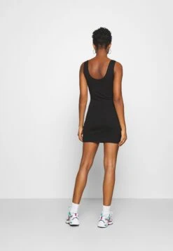 Even&Odd 2 Pack - Robe Fourreau - Black 10 Even&Odd 2 Pack - Robe Fourreau - Black -Mode Soldes f8ca6e6b2f9442daa61a7d7eb6a09871