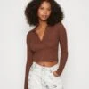 Even&Odd Long Sleeve Collar - T-Shirt À Manches Longues - Brown